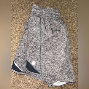 lululemon grey hotty hot shorts
